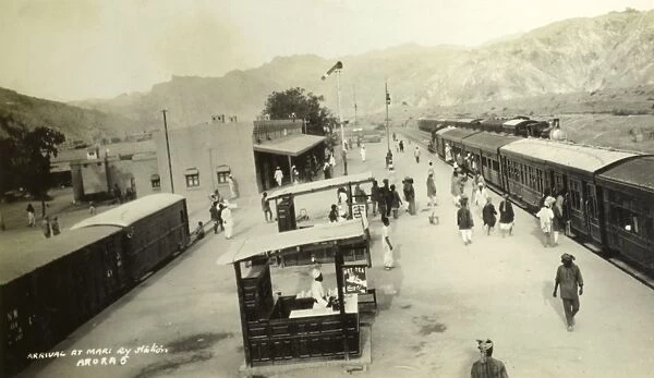 Pakistan - Mari Indus - Railway Station