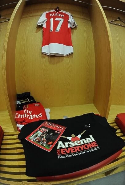 Arsenal's Unity T-Shirts: Arsenal for Everyone (2015 / 16 Season)