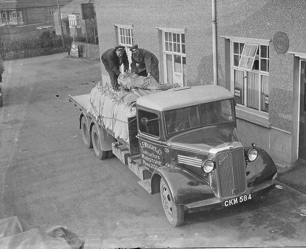 A Bedford truck belonging to L E Wrights and Co, the contractors from Maidstone