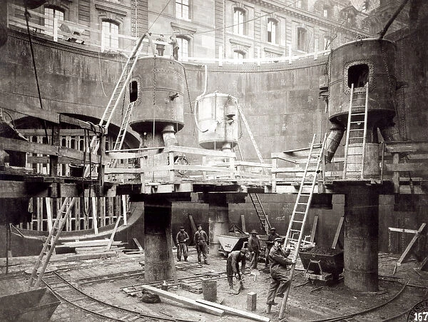 Construction of the Metro in Paris, 18th January 1907 (b  /  w photo)