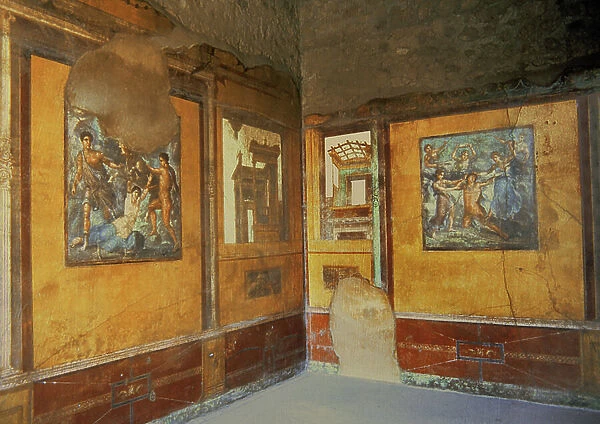 Frescos on the walls of the Pentheus room, House of the Vettii, 1st century AD (photo)