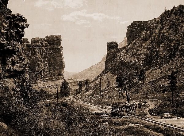 Castle Gate, Utah, Jackson, William Henry, 1843-1942, Rock formations, United States