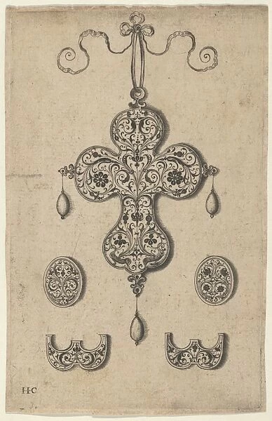Design Verso Cross-Shaped Pendant Pair Oval Ornaments