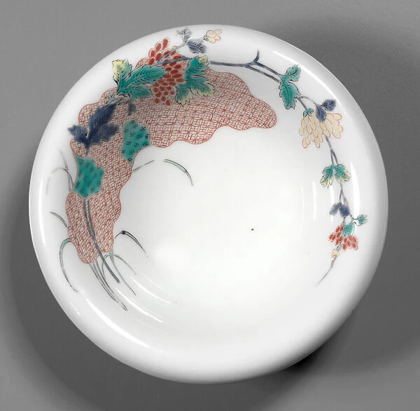 Pair Bowls Flowers Branches Kakiemon Ware early 18th century