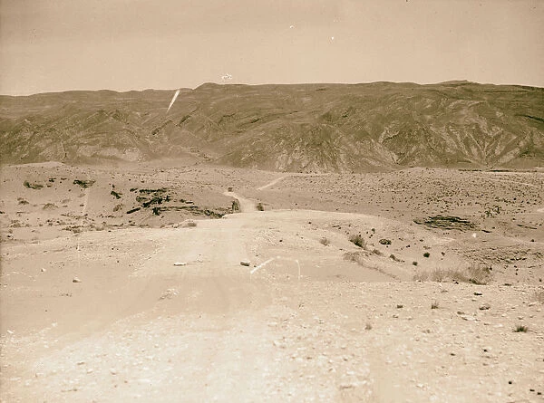 Sinai car Mitla pass looking east plain 1920