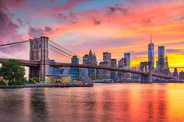 New York, New York, USA Lower Manhattan skyline on the East River at dusk