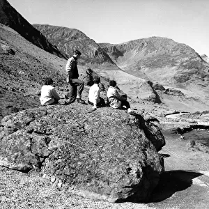 Holidaymakers in Honister Pass, Lake District, Cumbria, Engl