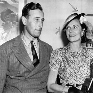 Lord and Lady Mountbatten arrive in New York