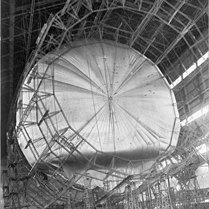 The R101 airship during construction