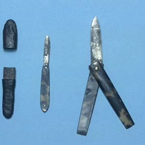 Lancets with cases, circa 1790 -1830 C017 / 3578