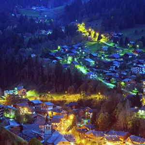 Resort town of Morzine, Rhone Alps, Haute Savoie, France, Europe