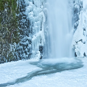 Lower Multnomah Falls; winter; frozen; Columbia Gorge; Oregon; USA