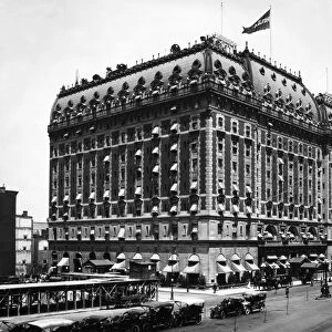 NEW YORK: ASTOR HOTEL. The Astor Hotel, erected in 1904, on Broadway between 44th and 45th Streets in New York City. Photographed in 1908