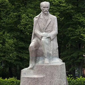 Monument to Janis Rainis, 1865-1929, Latvian National poet and writer, granite, Esplanade Park, Centrs neighbourhood, Riga, Riga pilseta, Latvia