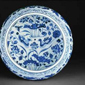 Blue-and-white stem bowl with lotus flowers and mandarin ducks, mid-14th century (porcelain)