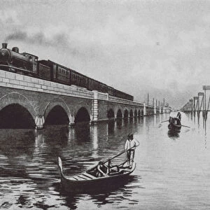 Venezia / Venice: Il Ponte sulla Laguna (b / w photo)