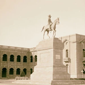 Sudan Khartoum Kitchner statue front government offices