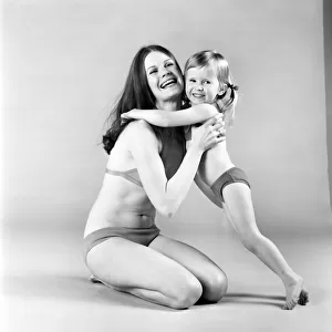 Woman and Children. Model Bertie Meaden and Daughters. March 1975 75-01632-005