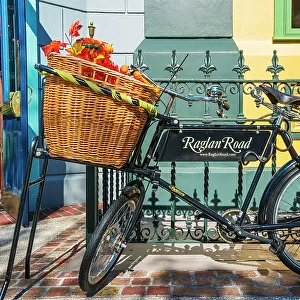 Florida, Orlando, Disney Springs, Raglan Road bicycle, Irish pub